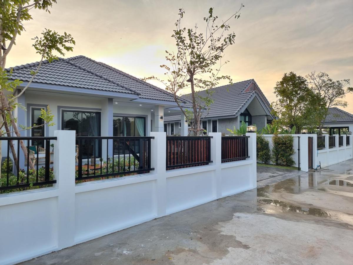 Villa Baan Dalah Buriram Esterno foto